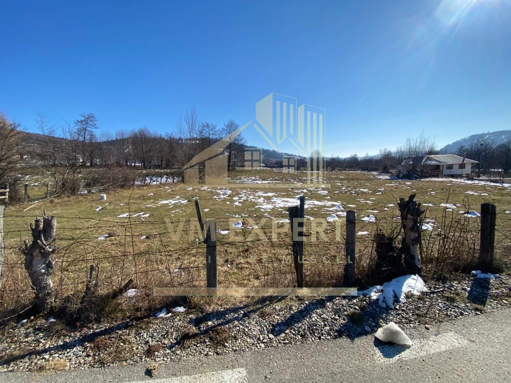 TEREN INTRAVILAN 956 MP LERESTI ARGES - Poză 3