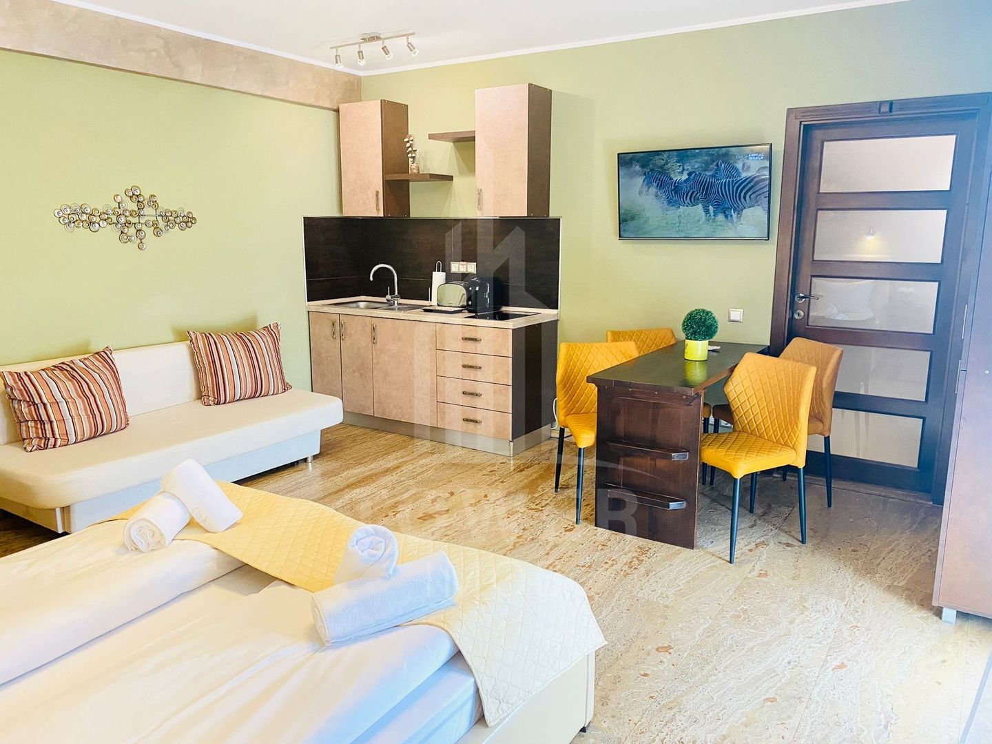 Studio de închiriat-Zona Centrala - Poză 2