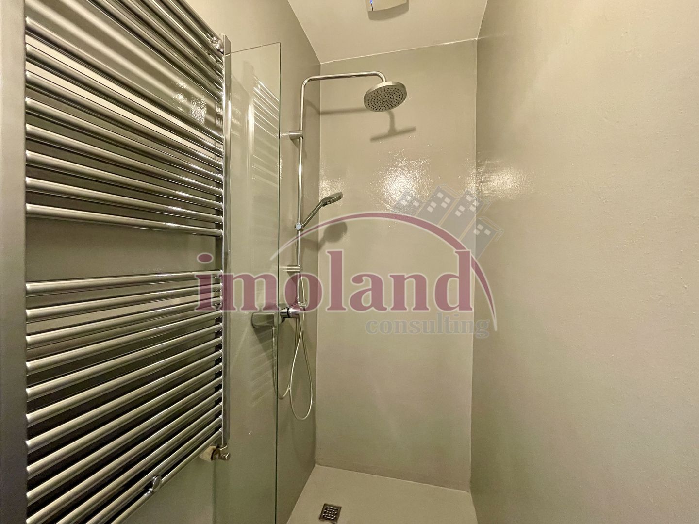 Închiriere apartament 2 camere – parter vilă modernă, zona Domenii - Turda - Poză 14