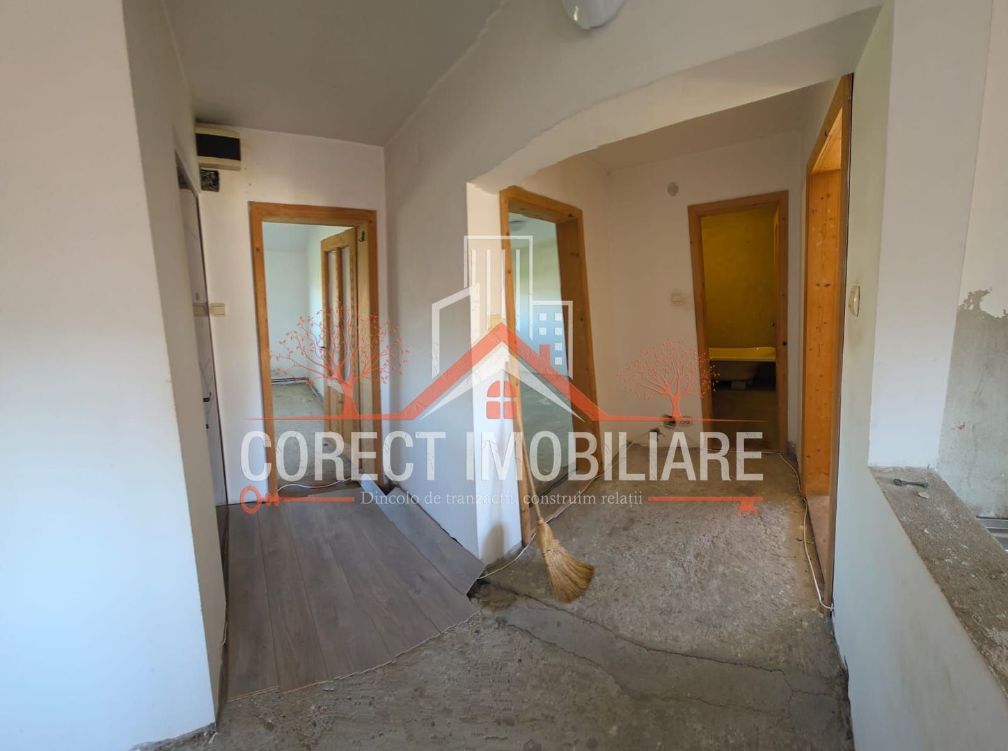 Apartament 4 camere – 70 mp utili + pod 30 mp – Etaj 5 – Preț 48.000 € - Poză 11
