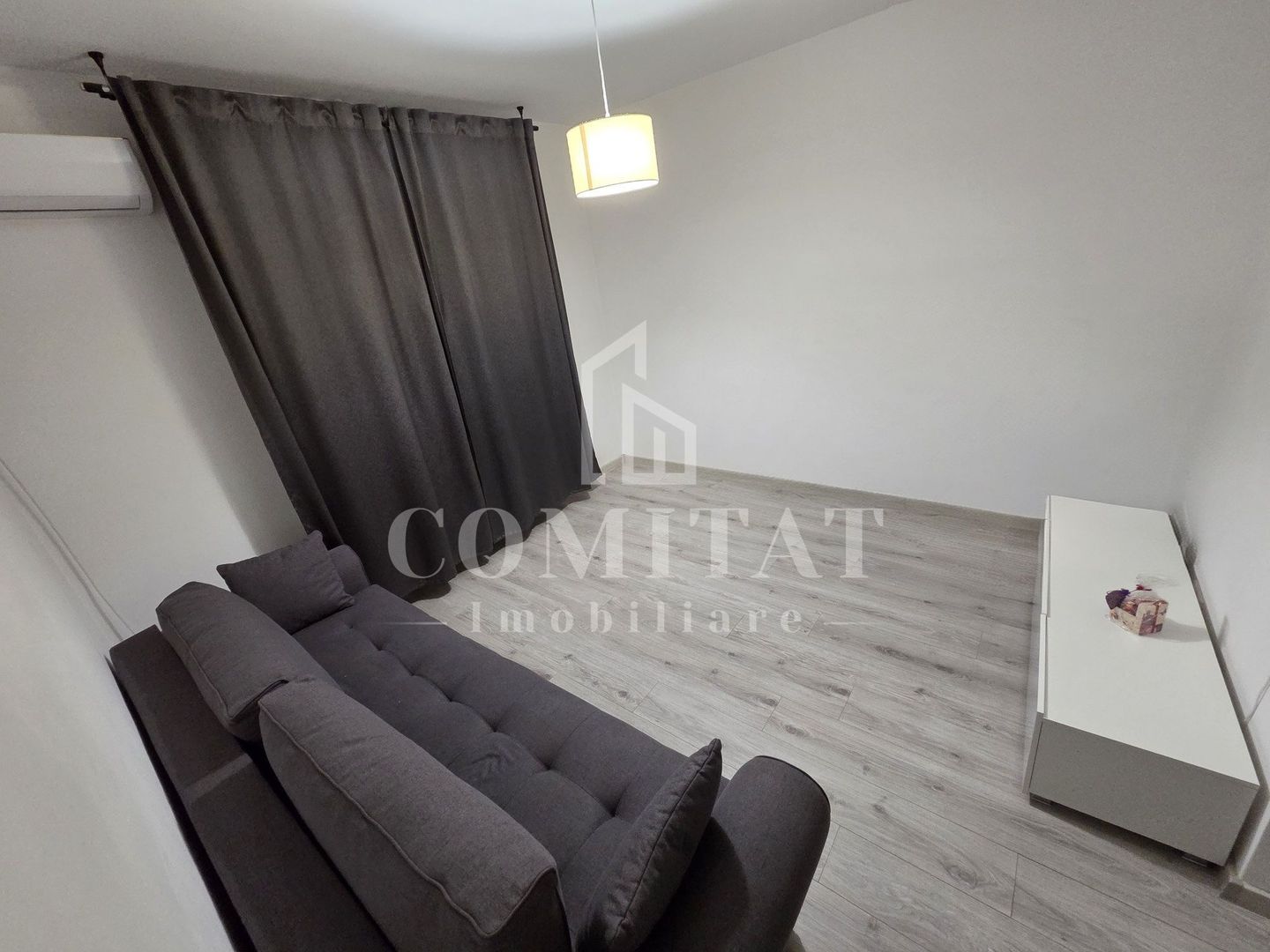 Apartament cu 3 camere | Zona Stadionului | 2 parcări | 2 balcoane - Poză 1