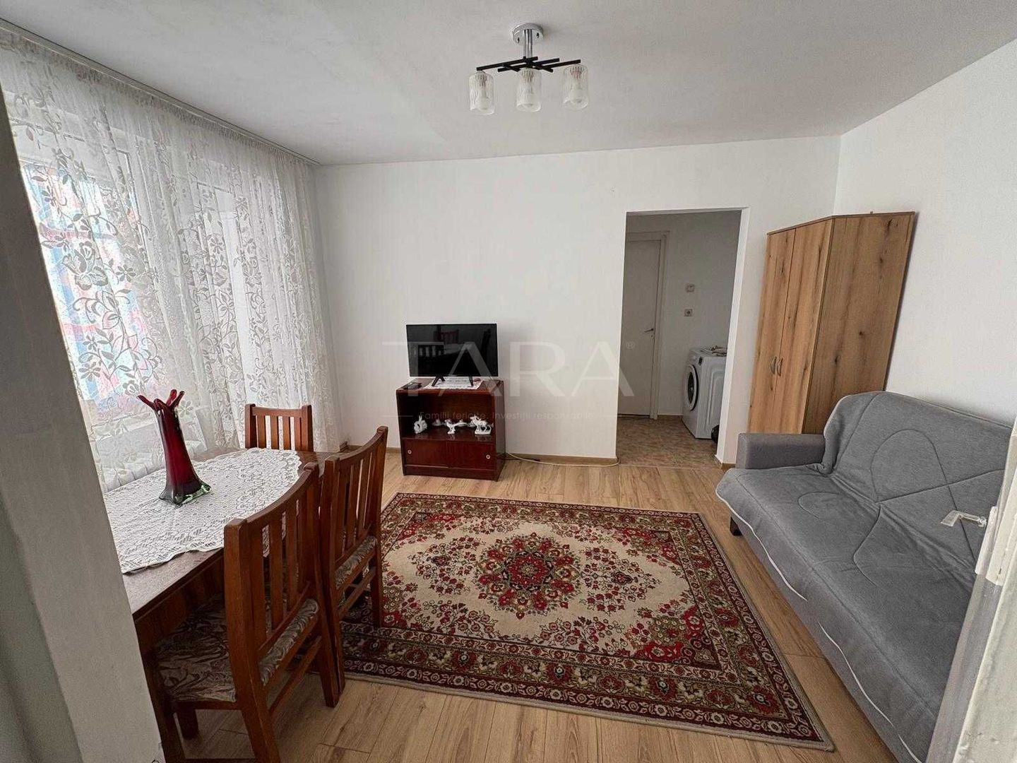 Apartament renovat complet, zona Piața Hermes - Poză 1