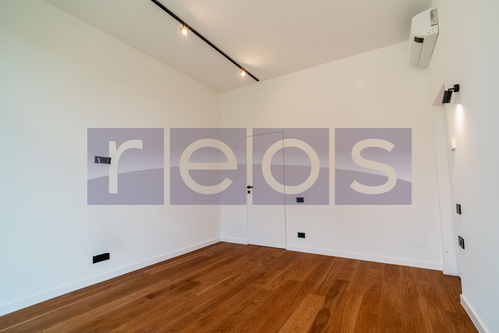 UPnorth™ | VILA 5 CAMERE | LUX CONFORT SI EFICIENTA ENERGETICA | CORBEANCA - Poză 22