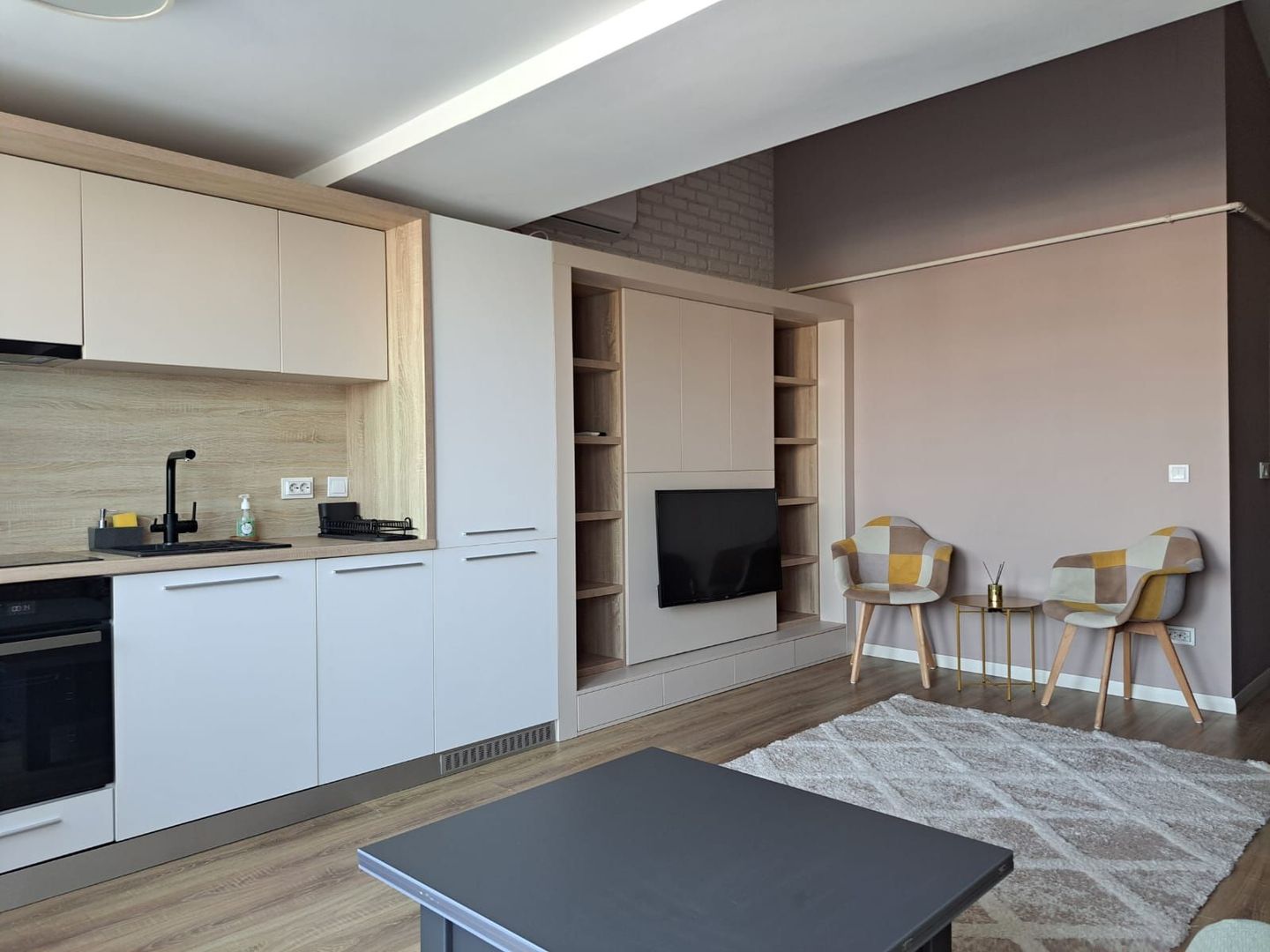 Apartament 2 camere tip penthouse 51 mp Tatarasi Cubis 450 euro - Poză 4