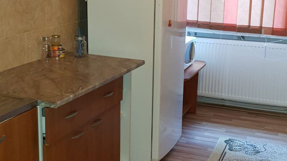 Vând ap.2 camere, proprietar - Poză 2