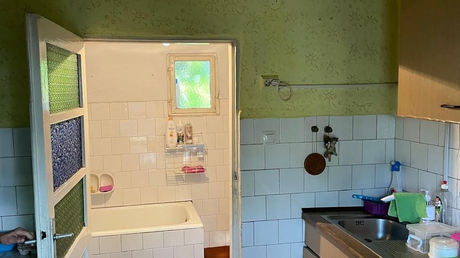 Casa parter 35 km de la Timisoara - Poză 13