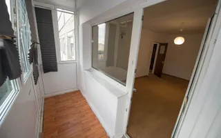 Apartament 3 camere decomandat Drumul Taberei Metroul Ialomitei 10 min - Poză 14