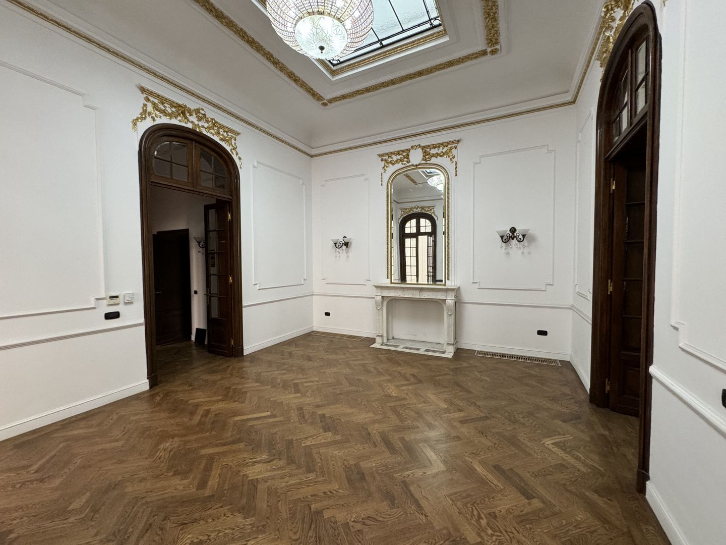 Universitate 20 camere arhitectura interbelica garaj curte piscina - Poză 5