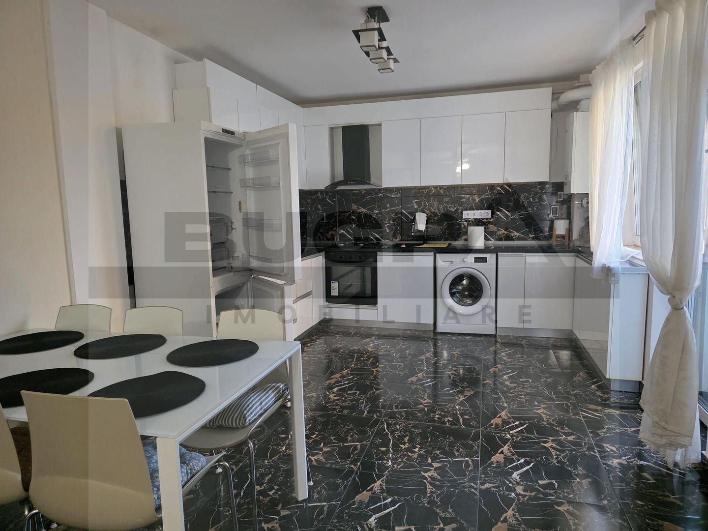 Apartament 2 camere 54mp, parcare, zona VIVO - Poză 3
