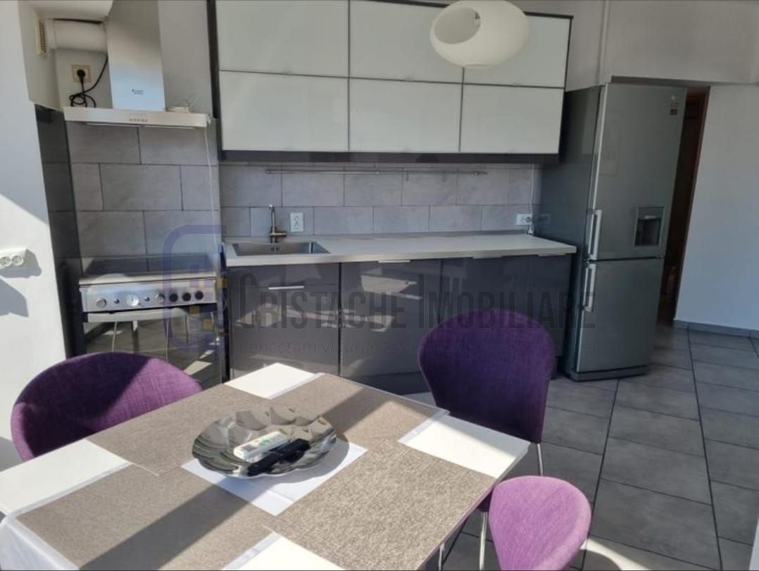 Apartament luminos si modern, la prima inchirere dupa renovare integrala - Poză 5