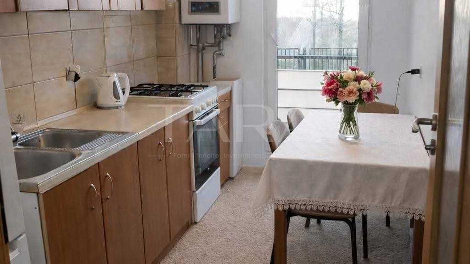 De vânzare apartament 1 camera zona Fsega - Poză 3