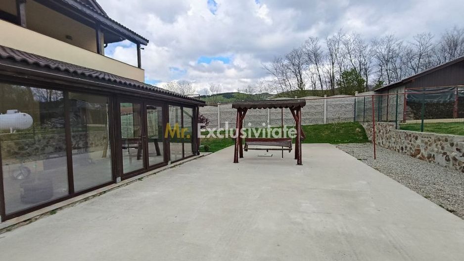 Vilă premium P+1 în Crasna, autonomie, 2.775 mp teren - Poză 11