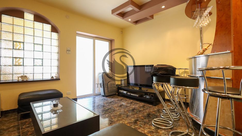Casa/Vila 5 camere cu spațiu comercial de vanzare | Sud, Ploiesti - Poză 5