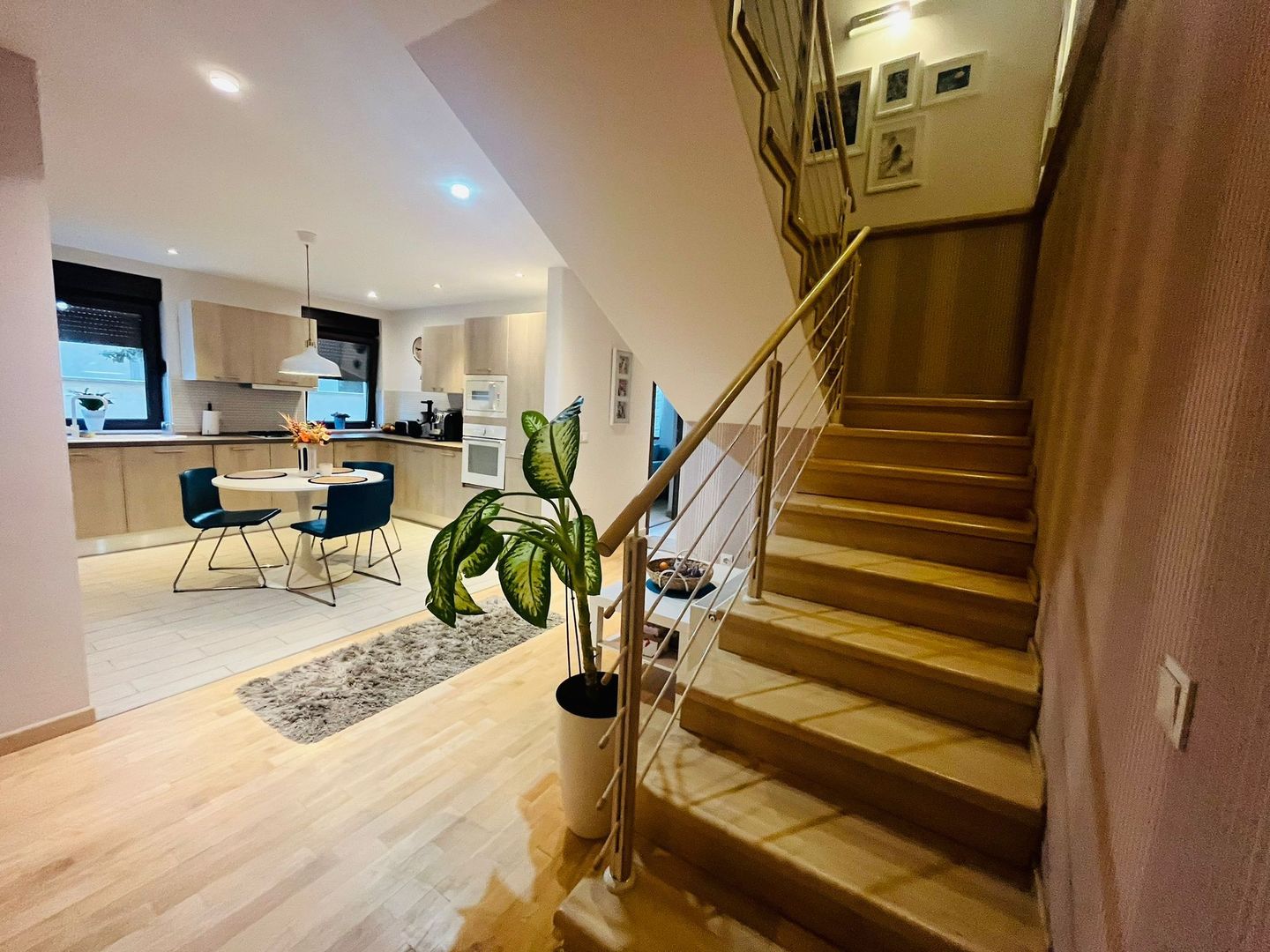 Dumbravita | 5 Camere | Casa Individuala - Poză 1
