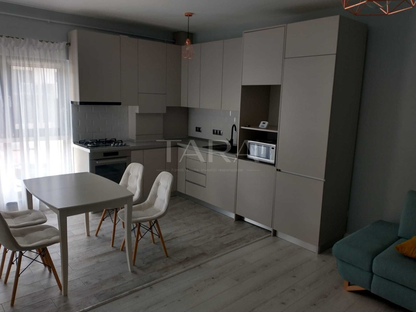 Apartament cu 2 camere, 56 mp + balcon, 2 parcări, bloc 2019, Apahida. - Poză 4