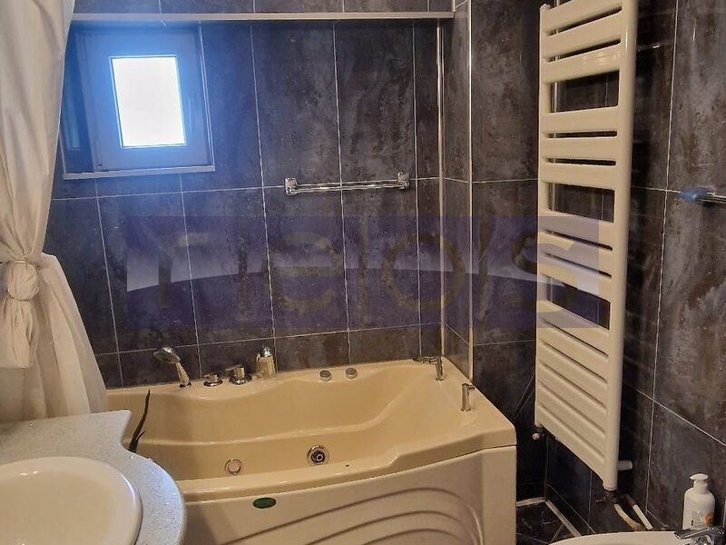 Apartament 4 camere 100mp |  Metrou Stefan cel Mare | Loc parcare+centrala - Poză 5