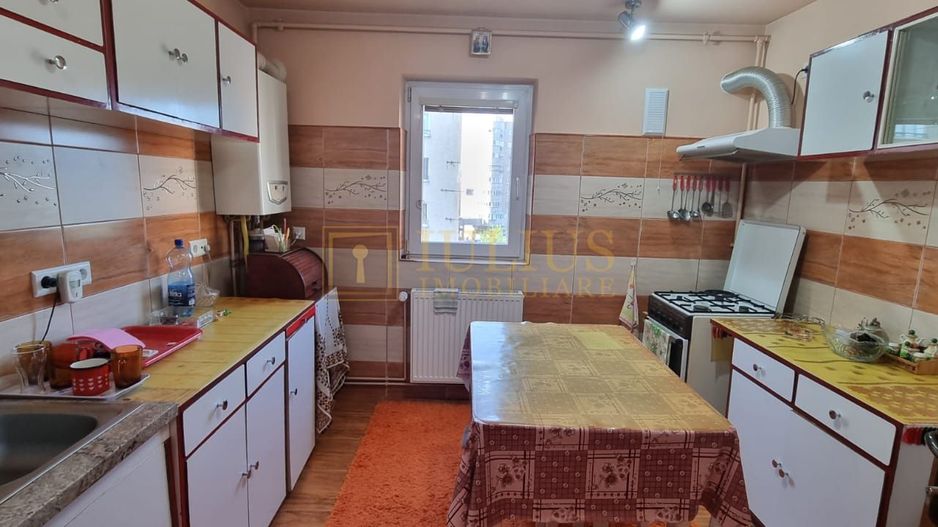 Apartament in zona Modern - Poză 8