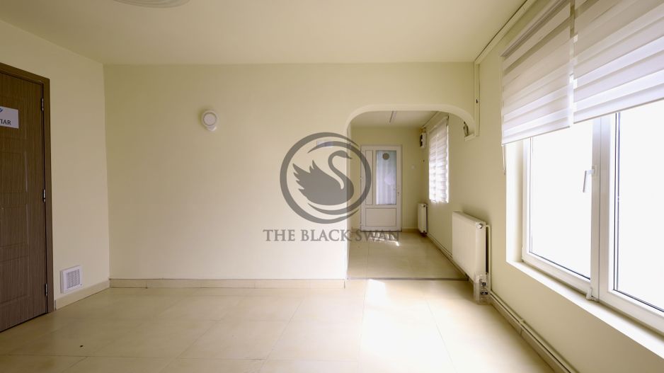 Casa de vanzare 12 camere | 2 constructii - Business, Rezidential | PH - Poză 3