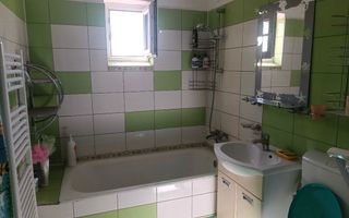 Apartament 2 camere zona Tomis1, etaj 1, zona foarte linistita - Poză 8