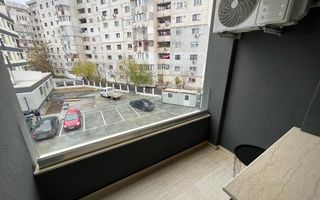 Inchiriem studio in Micro 17 , etaj 2 bloc ROKA, parcare privata, - Poză 1