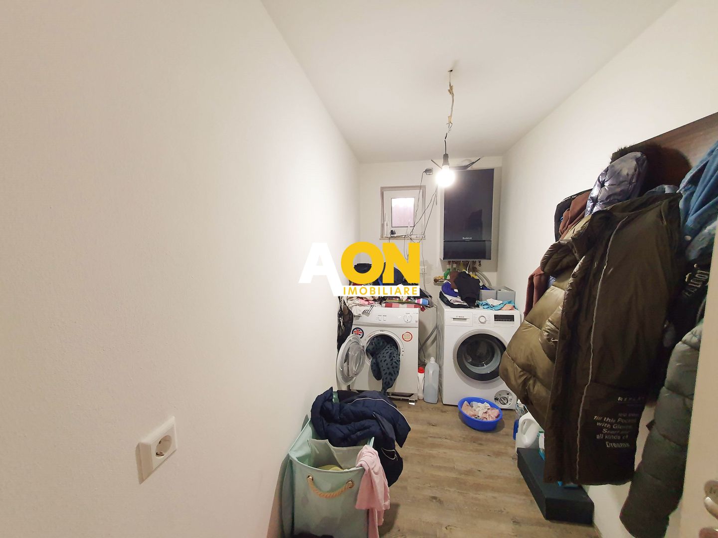 Casa pt 2 familii sau pt. clinica medicala, 8 camere, 486 mp teren - Poză 20