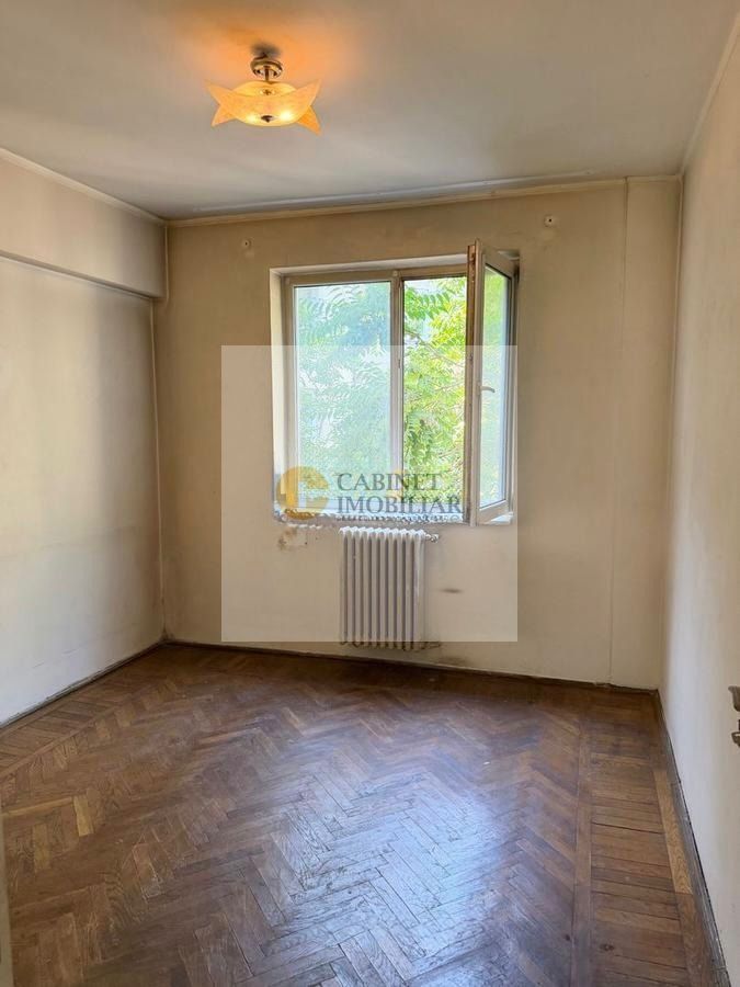 3 camere I Cismigiu  I De renovat I Etaj 4 - Poză 1