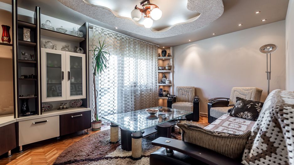 Apartament 3 camere Micalaca 300. Vedere superbă spre Mureș - Poză 4