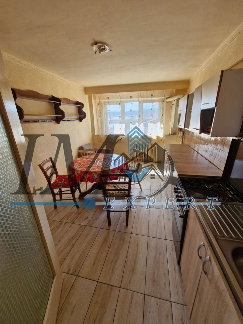 Apartament de inchiriat cu 3 camere in Alba Iulia - Poză 4