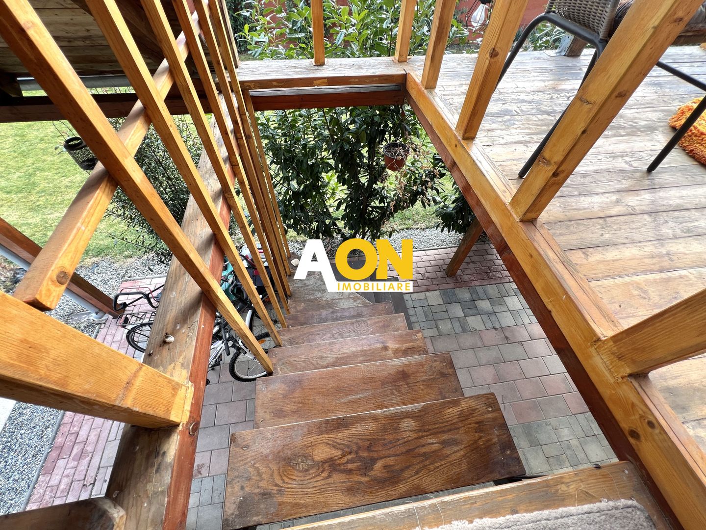 Casa de vanzare - 5 Camere, 2 Bai,  Garaj, 1000mp Teren - Poză 39