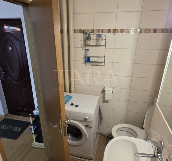 Garsonieră luminoasă, etaj 6, balcon, Mănăștur. - Poză 3