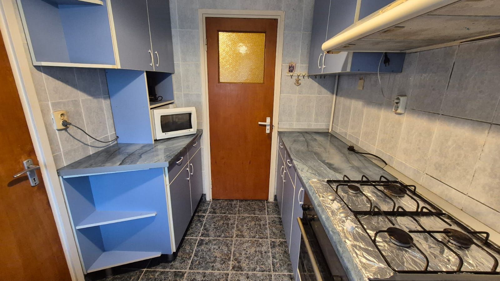 AP. 2 CAMERE BRANCOVEANU, BUCATARIE INCHISA, BLOC REABILITAT, MOBILAT - Poză 7