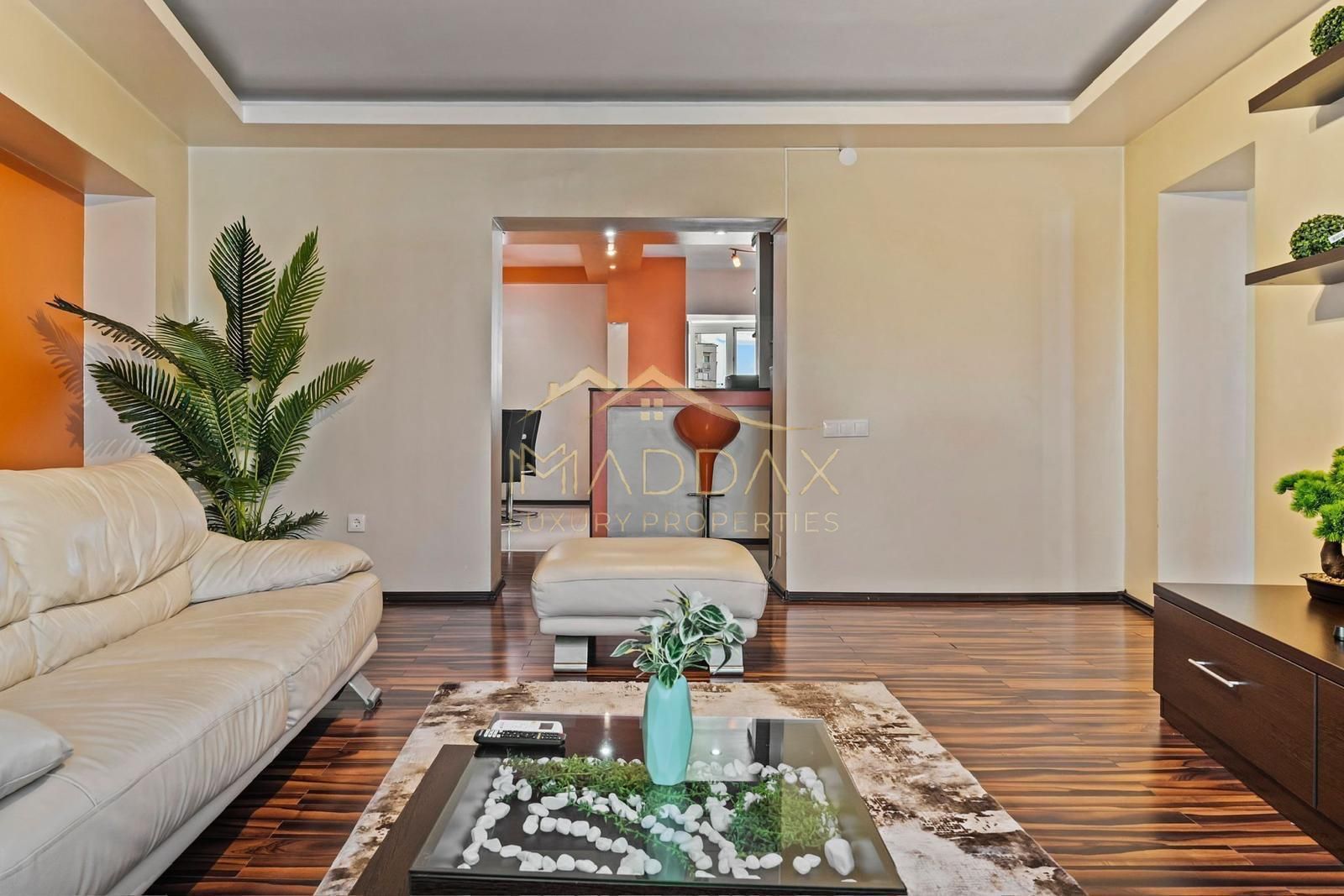 Apartament cu 4 camere***LUX***103mp // B-ul Unirii - Poză 8