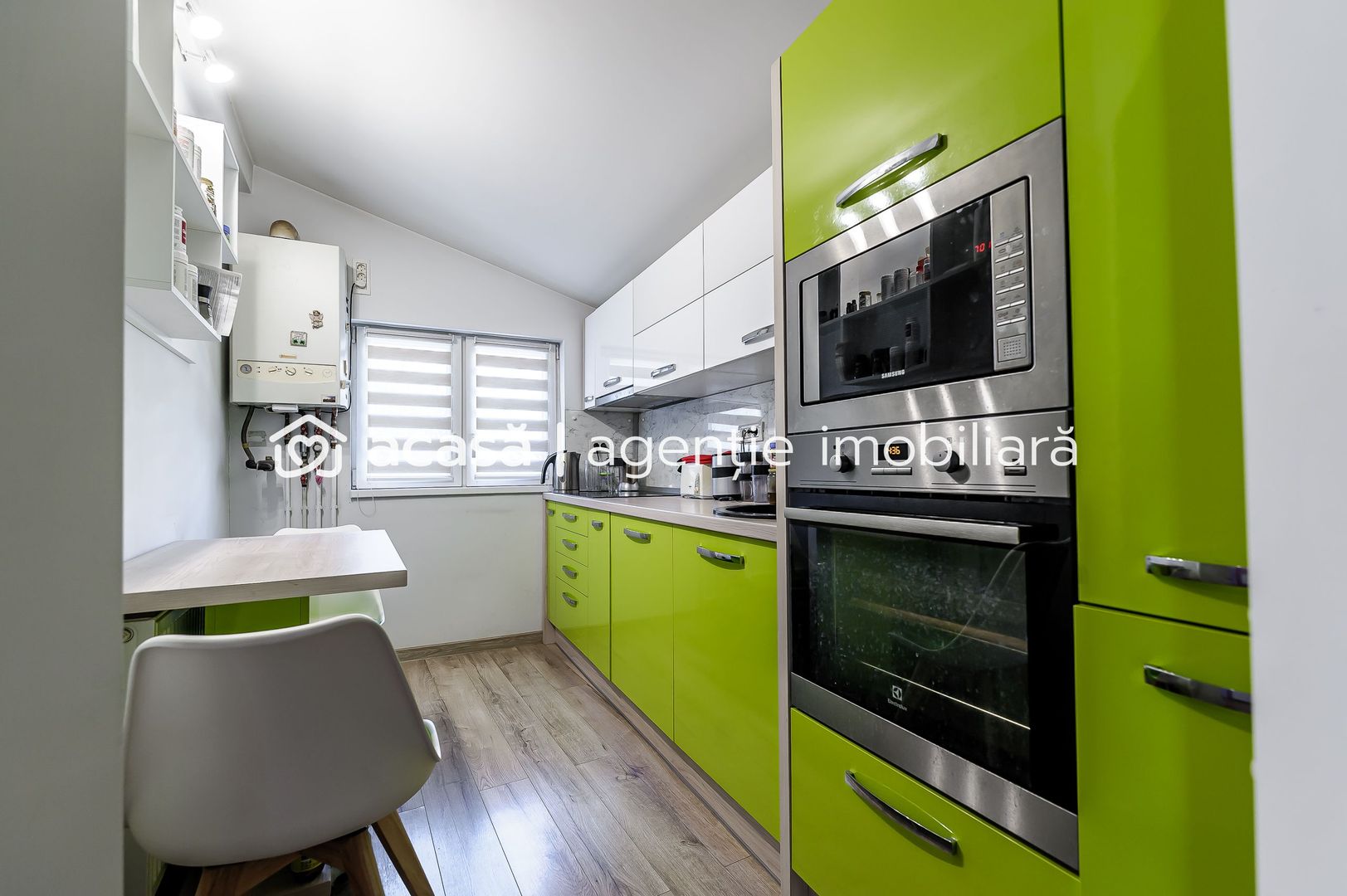 Apartament 2 camere spatios la casa individuala zona centrala - Poză 4