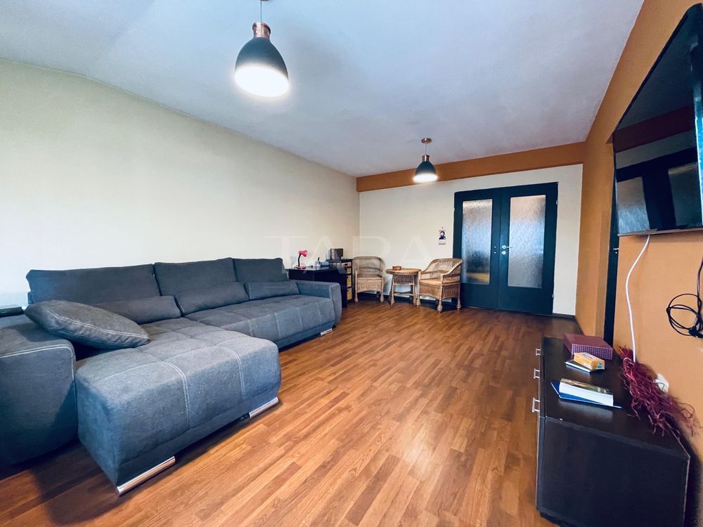 Apartament 2 camere, decomandat, Baciu, zona Primăriei - Poză 1