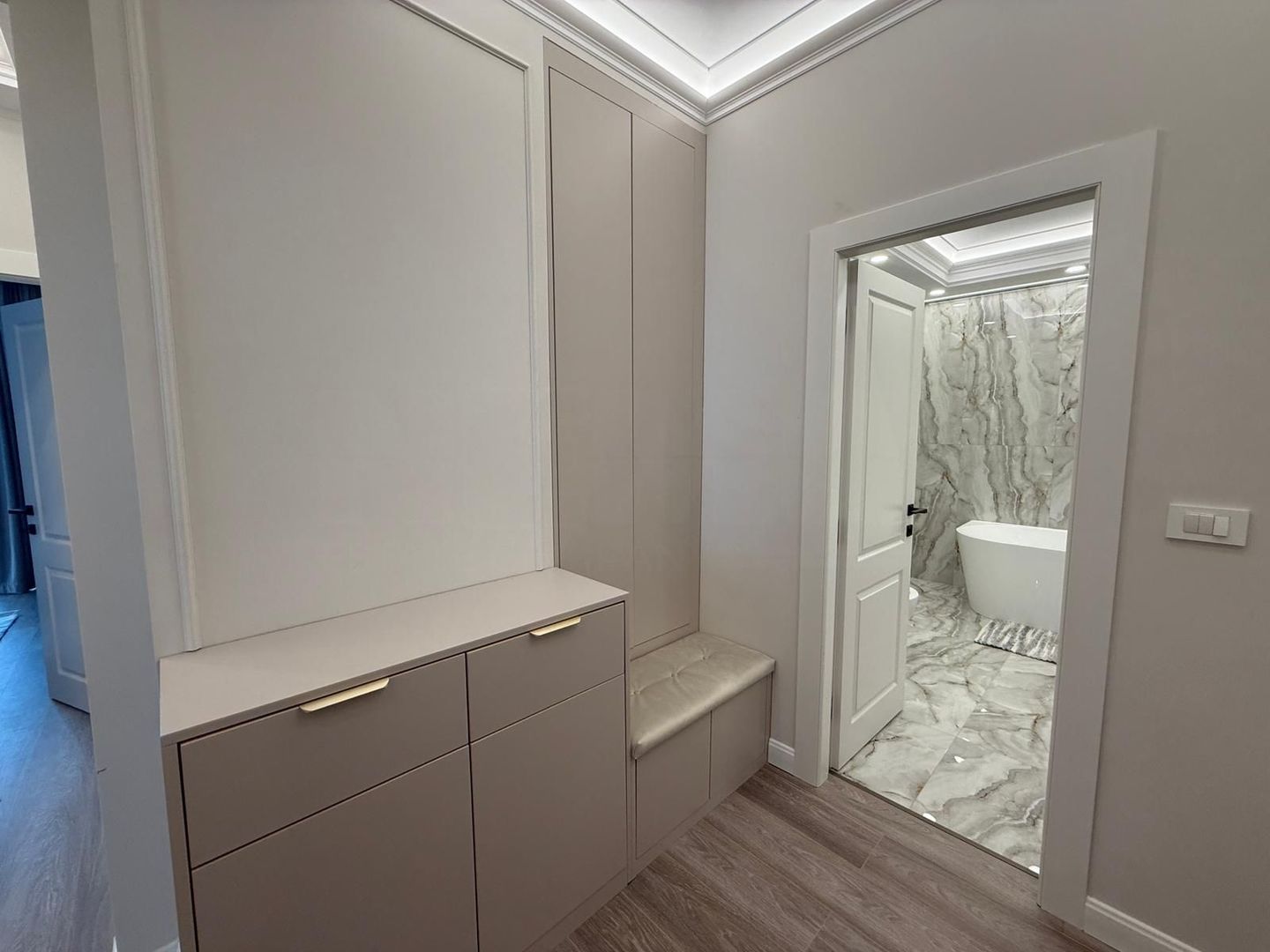 Apartament LUX 104 MP | Rădăuți | 2 Băi | Open Space | Etaj 1 - Poză 16