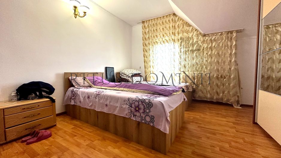 Vila Superba cu 6 Camere, Amenajata Echipe Muncitori, Oncea, 200mp - Poză 4