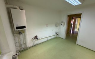 Spațiu parter cu destinație mixtă, zona fostă Lidia – 67 mp - Poză 15