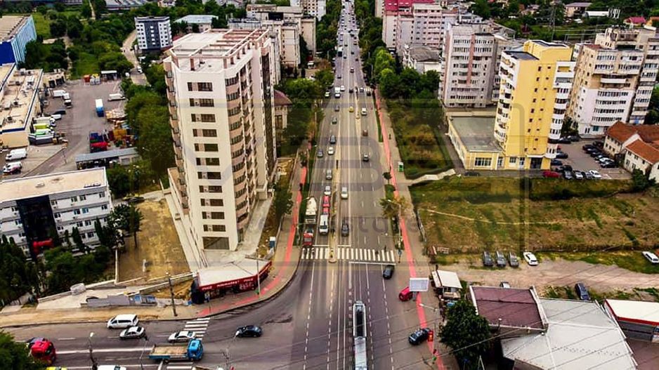 Spatiu la bulevard Nicolina - Rond vechi - Poză 1