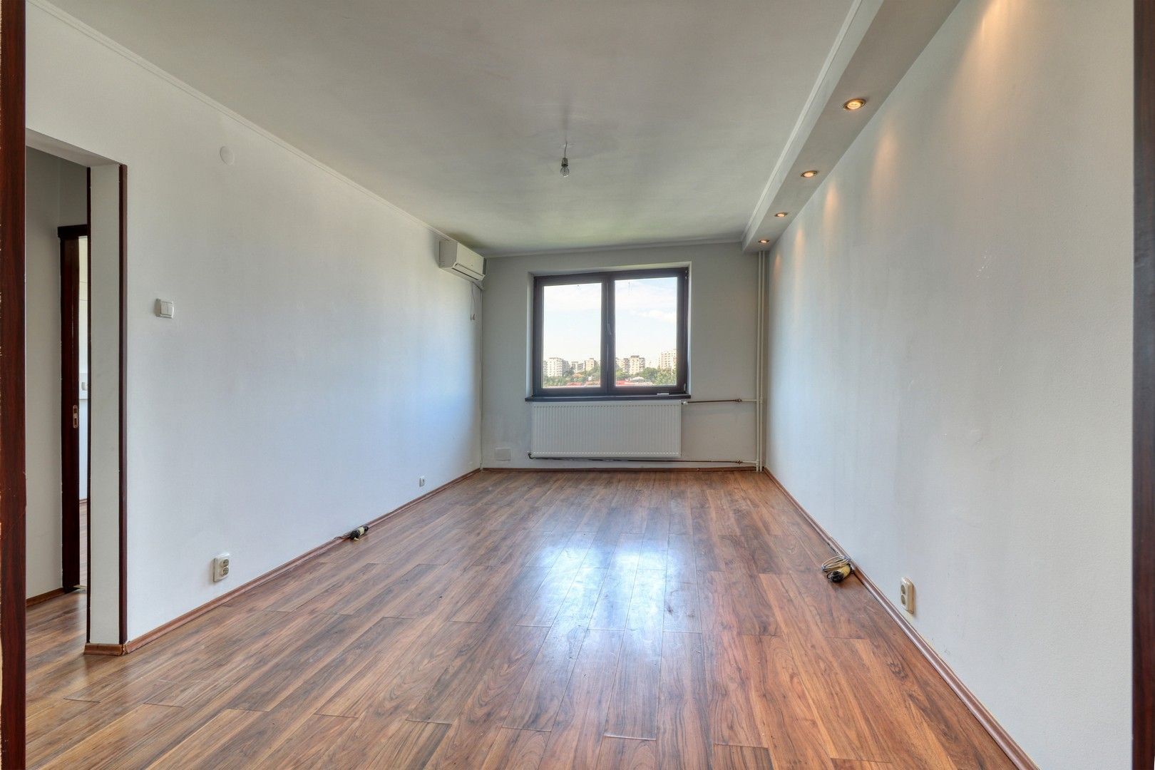 Oportunitate! Apartamanent de 3 camere- 70 mp, comision 0% - Poză 17