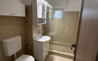 Apartament etaj 1, 3 camere,decomandat,confort 1, - Poză 4