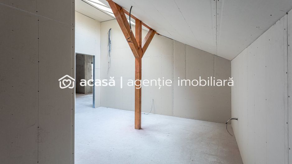 Casă / Vilă semifinisată cu destinații multiple zona centrală - Poză 6