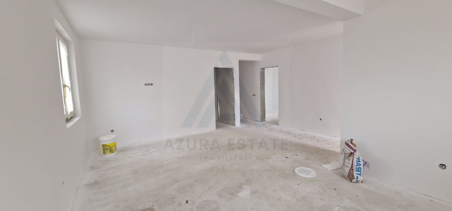 Casa moderna 4 camere 2 bai 2 balcoane si teren 140 mp in Arhitectilor - Poză 2