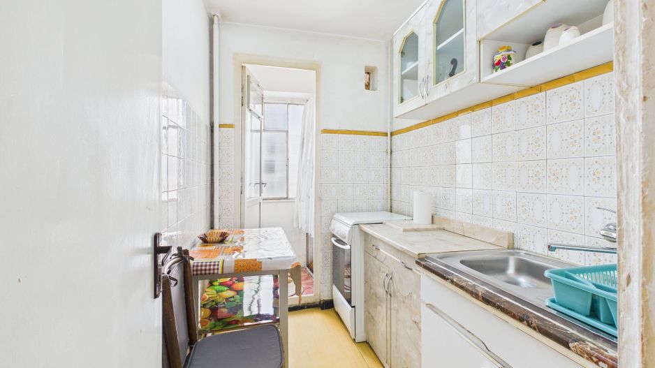 Apartament 3 camere mobilat- Zona Rahova - Poză 3