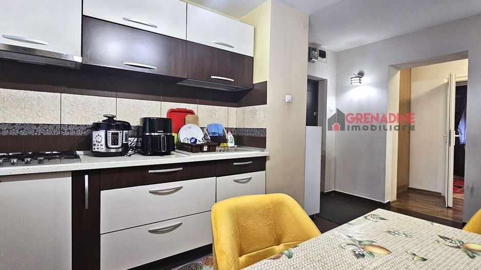 Apartament 3 camere | Parcare – Strada Hărmanului - Cod intern 2052 - Poză 10