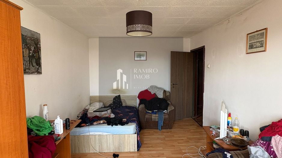 Apartament 3 camere decomandat -10 minute de metrou Aparatorii Patriei - Poză 8