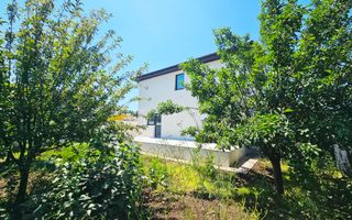 Vila 4 camere in centrul comunei Berceni - Poză 5