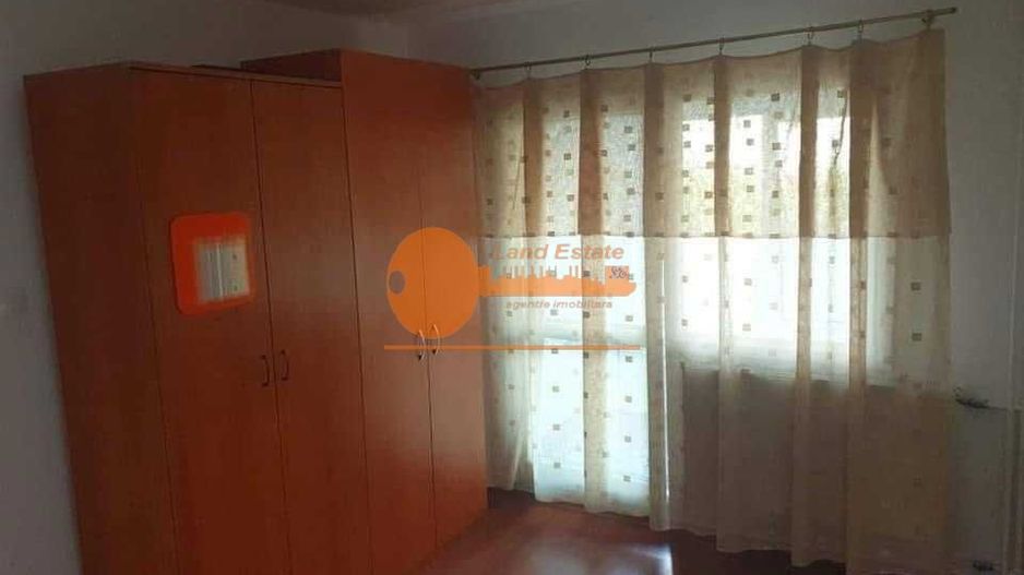 3 camere Aviatiei -450 m metrou ( 2 balcoane ) - Poză 5