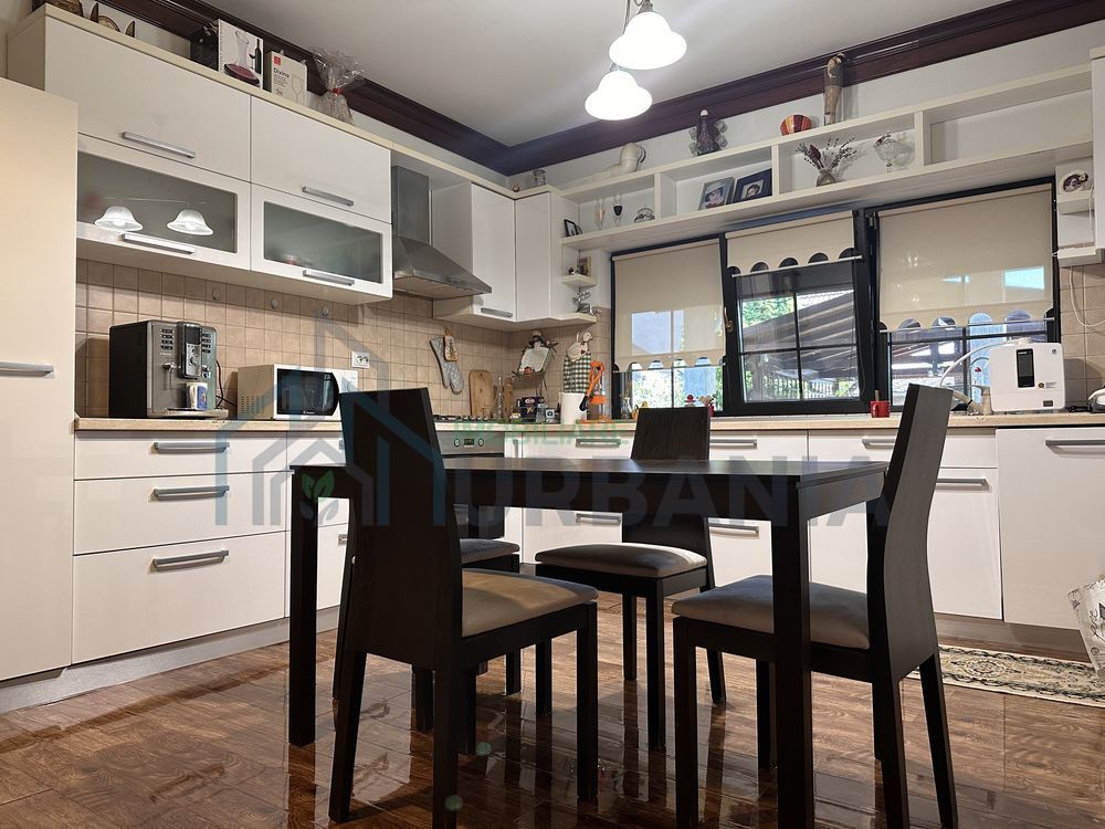 Vila Popas Pacurari, Valea Lupului - 4 camere, 225 mp, mobilata si utilata - Poză 5