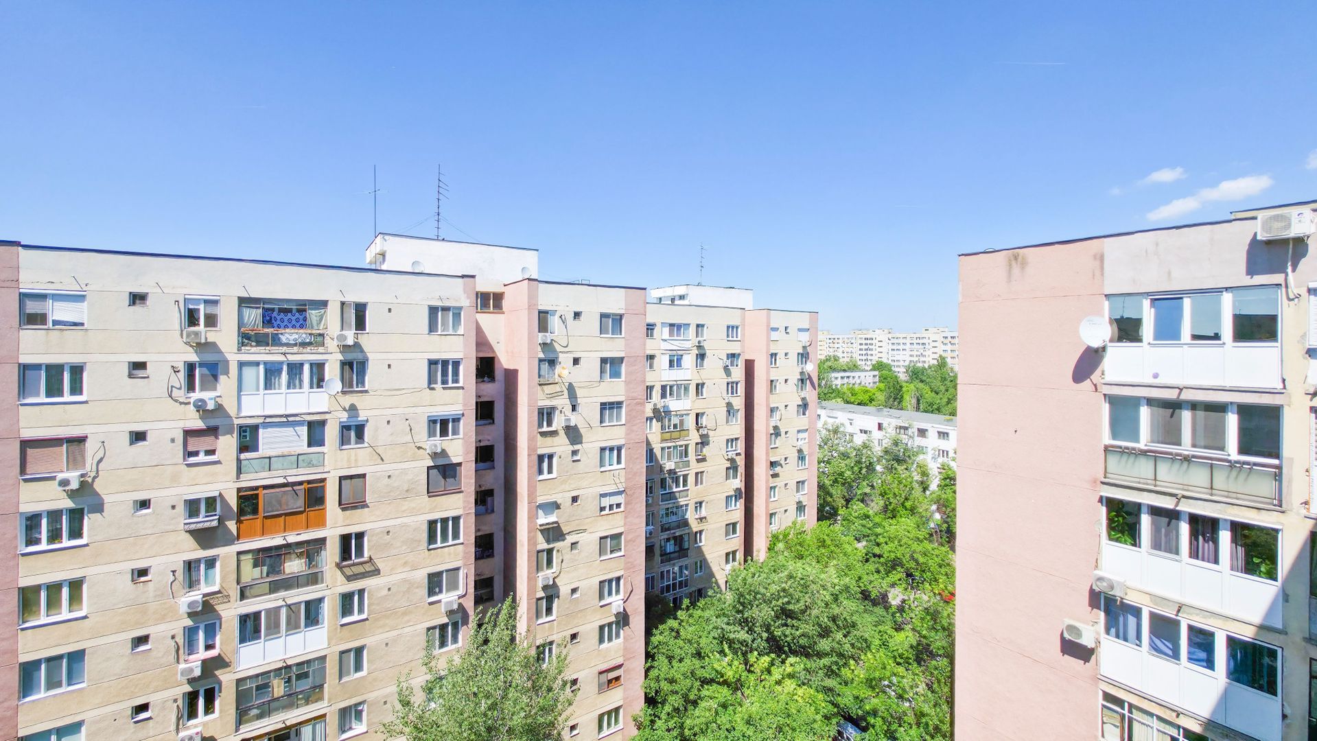 Apartament 3 Camere | Dr.Taberei 81 | Bloc TD3 | 1973 | Metrou | - Poză 1