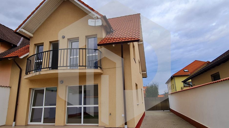 Casa de inchiriat in Selimbar- Str.Pictor Brana- birouri sau casa - Poză 2